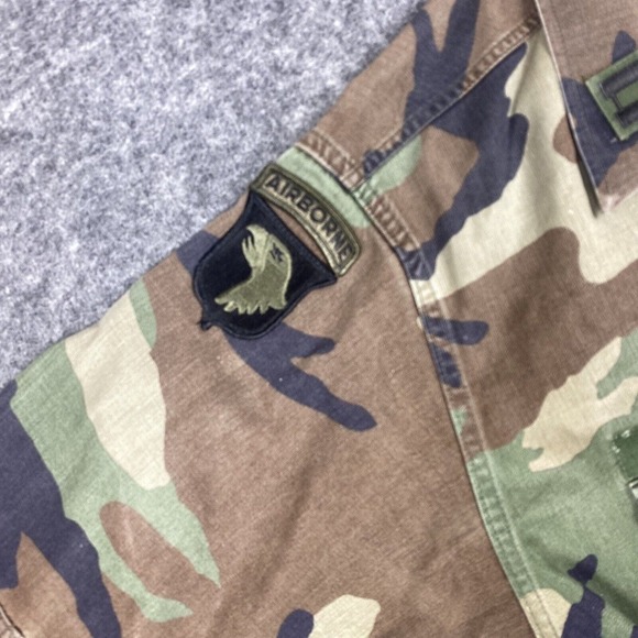 Vintage US Army Camo Coat Men Medium Regular Woodland BDU Military CPT Airborne - Picture 5 of 14